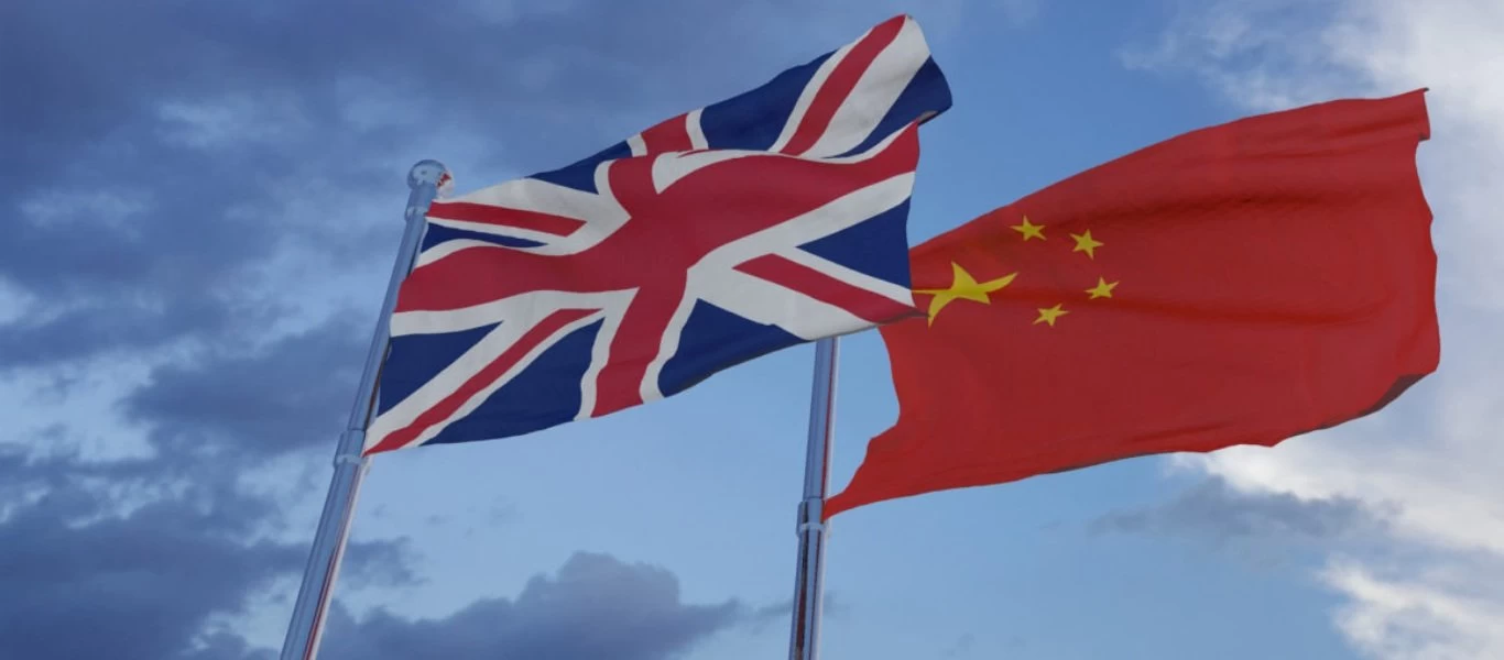 Telegraph: Απελάθηκαν τρεις Κινέζοι από την Βρετανία - Υποδυόντουσαν τους δημοσιογράφους